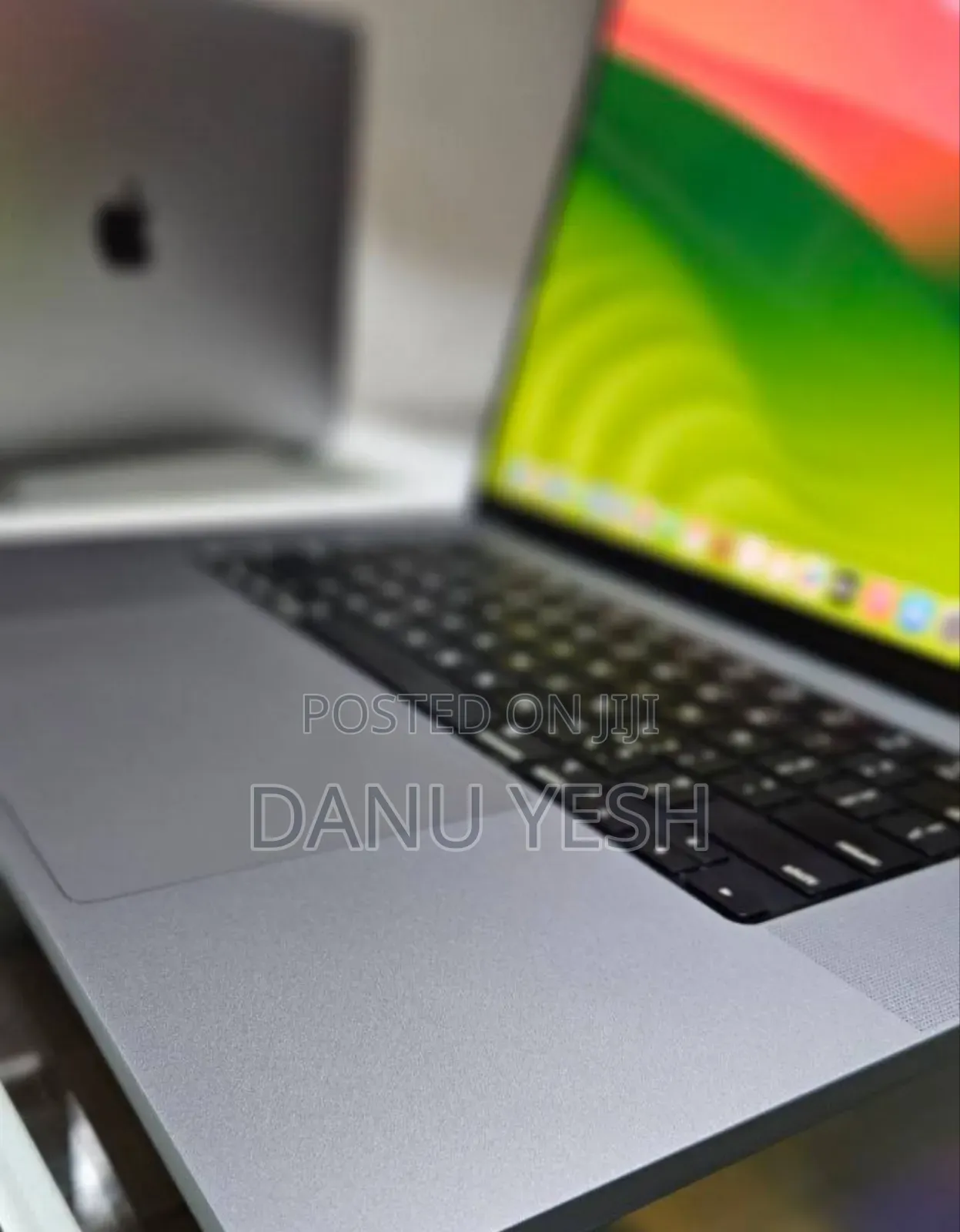 New Laptop Apple MacBook Pro 2021 M1 32GB Apple M1 Pro SSD 1T