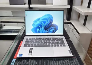 New Laptop Lenovo Ideapad 3 16GB Intel Core i5 SSD 512GB