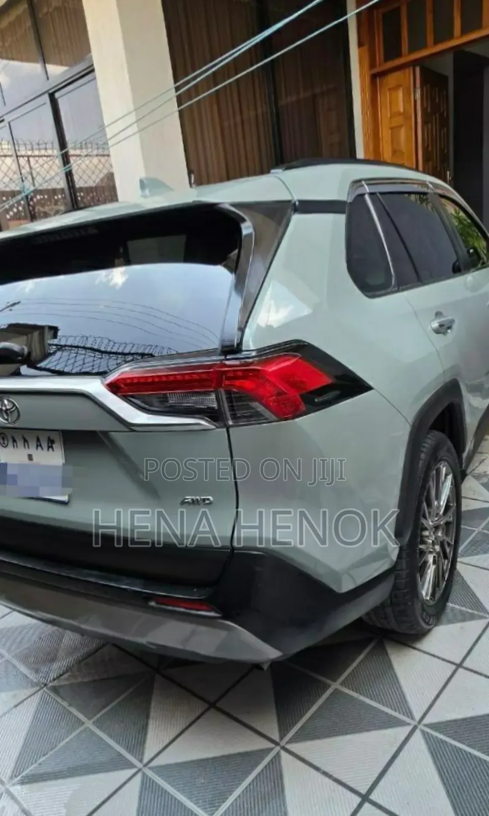 Toyota RAV4 2020 Green