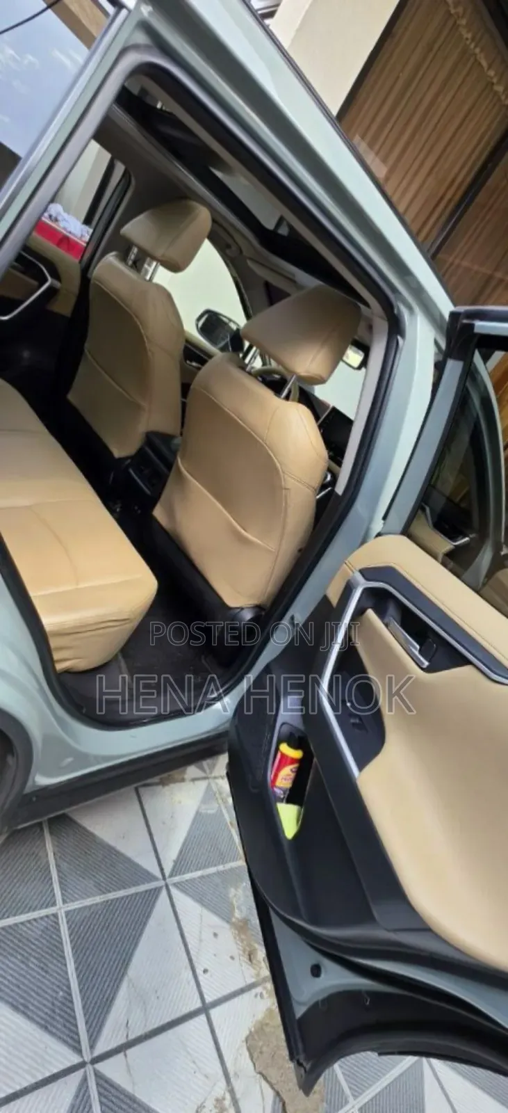 Toyota RAV4 2020 Green