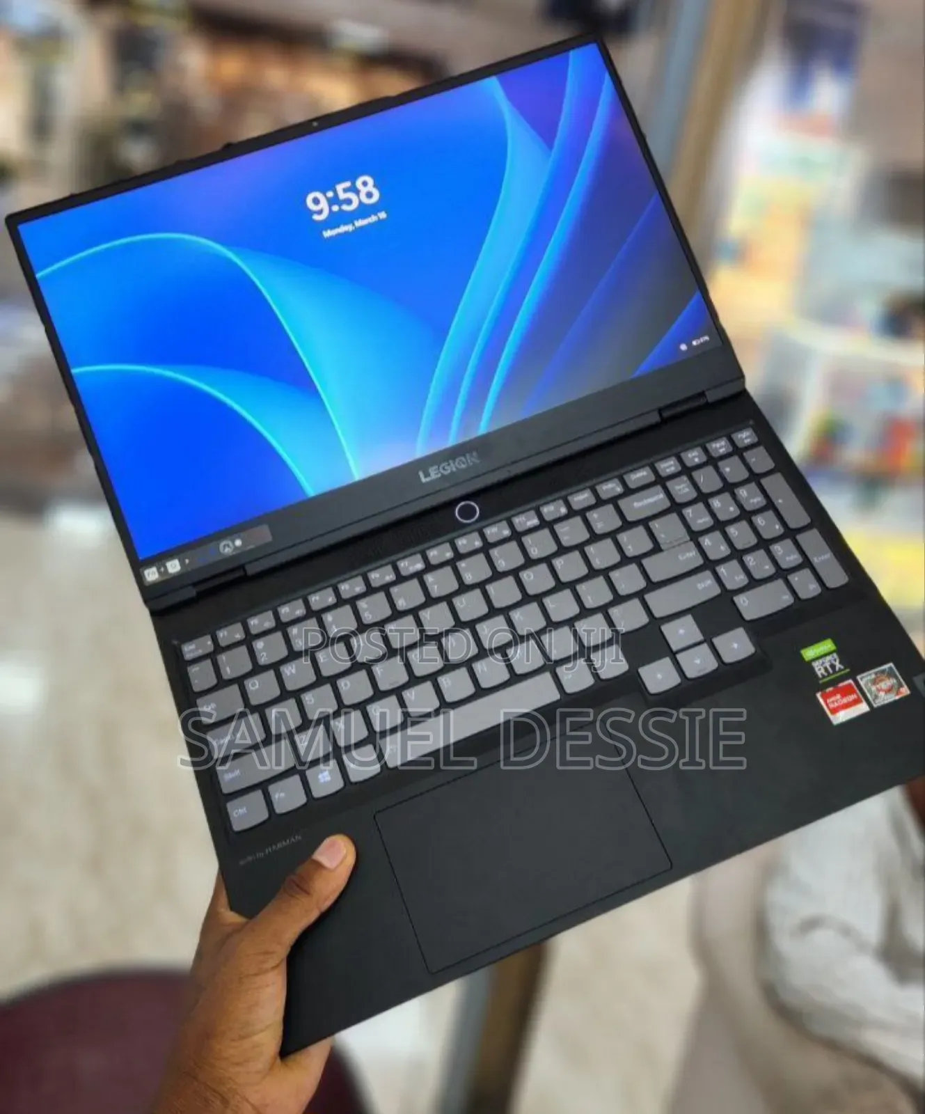 New Laptop Lenovo Legion 7 16GB AMD Ryzen 9 SSD 512GB