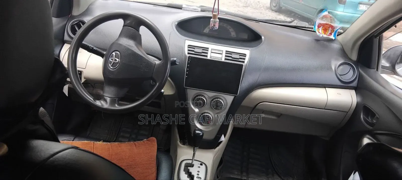 Toyota Yaris 2007 Silver