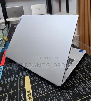 New Lenovo IdeaPad 5 Slim 13th Gen i7 16GB Intel Core i5 SSD 512GB