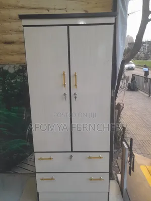 80ሳቲ ቁምሳጥን