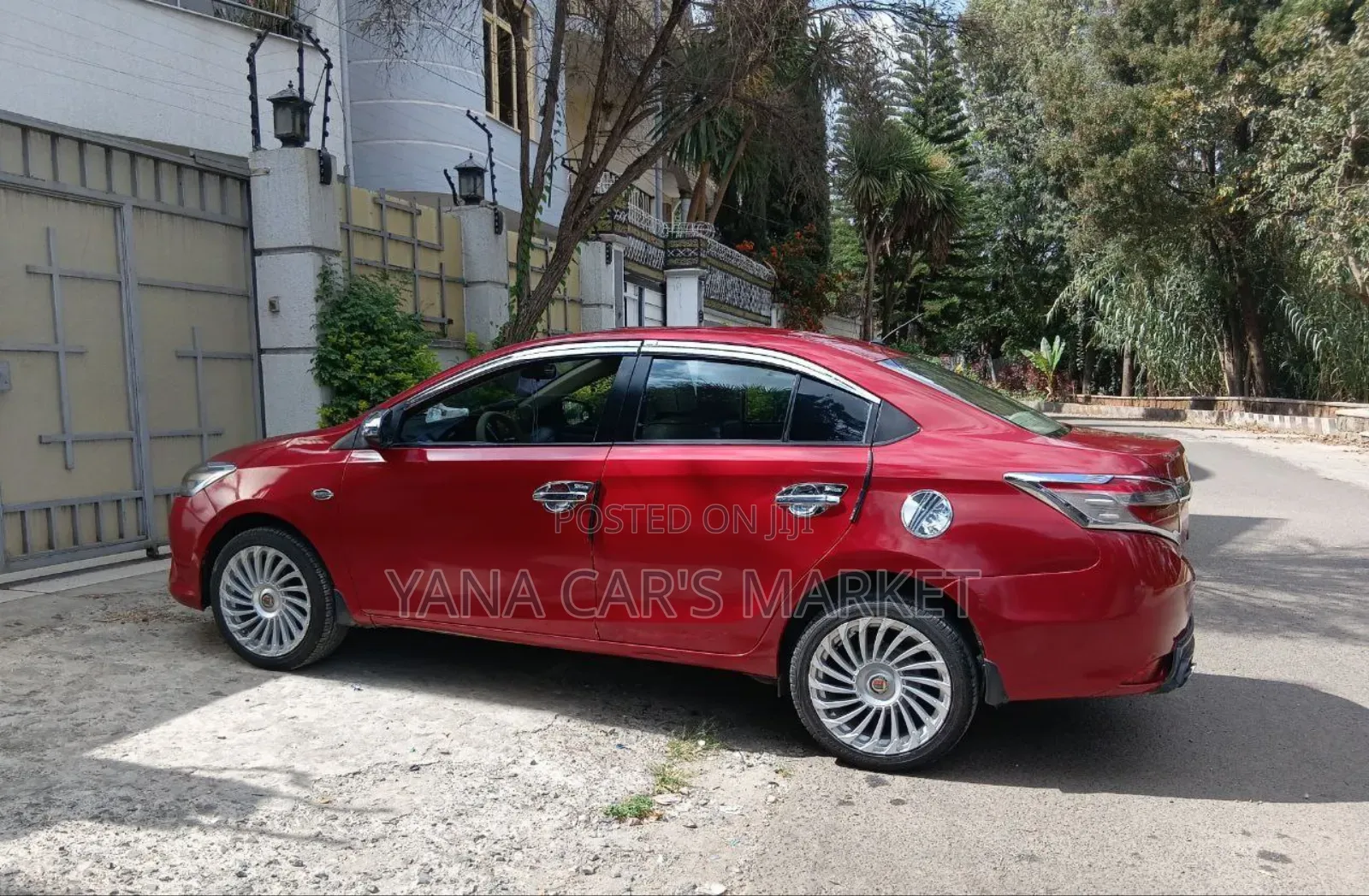 Toyota Yaris 2014 Red