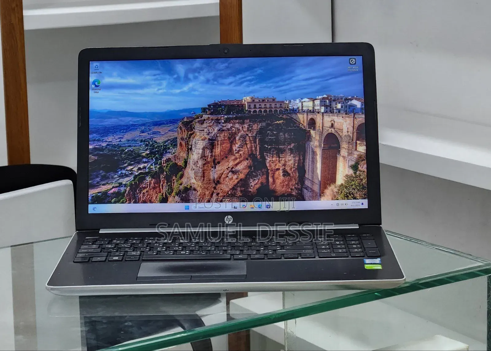 New Laptop HP Stream Notebook 8GB Intel Core i7 HDD 1T