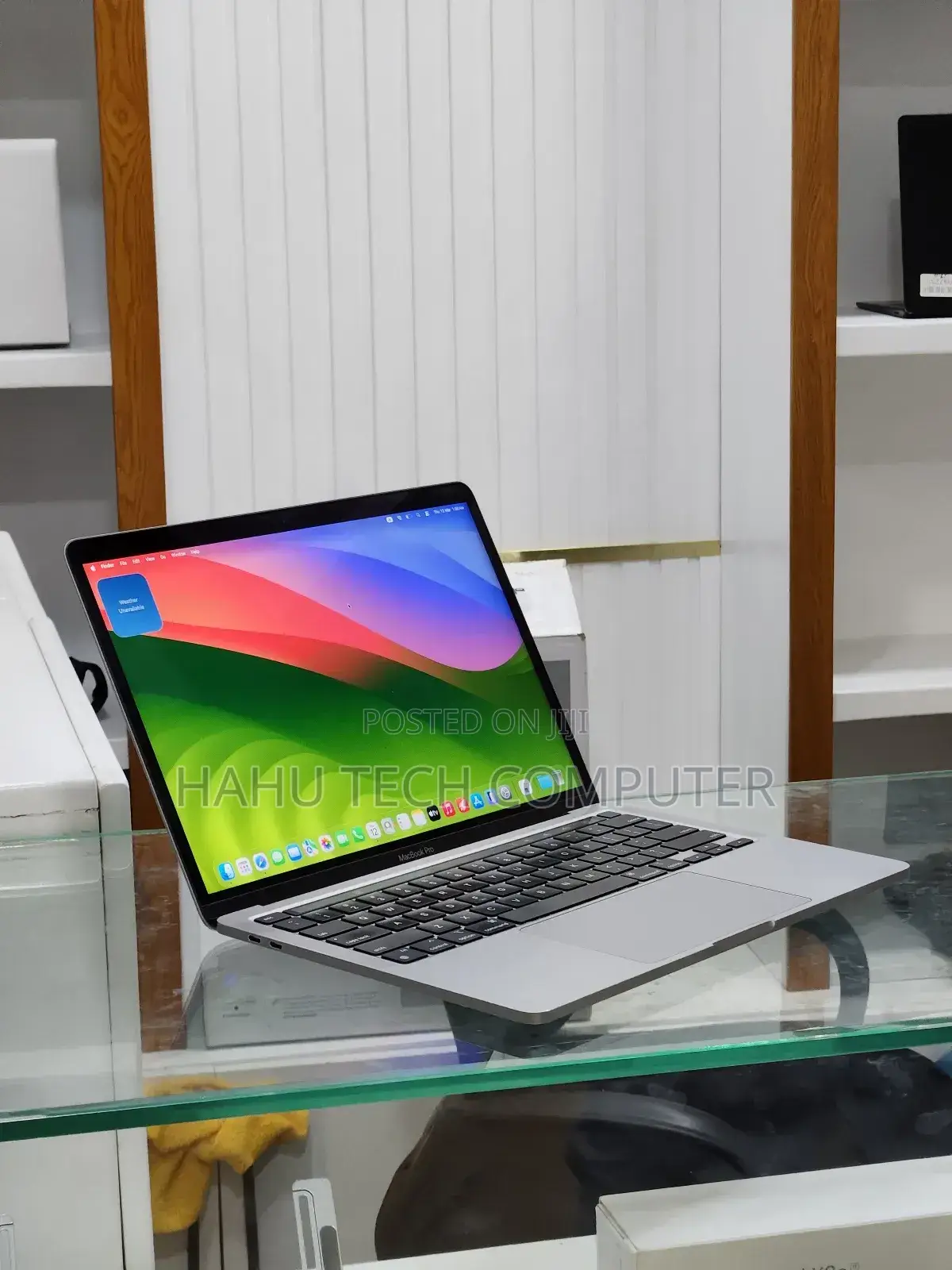 New Laptop Apple MacBook Pro M1 16GB Apple M1 SSD 256GB