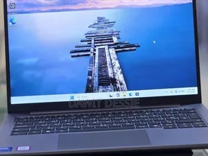 New Laptop Lenovo 16GB Intel Core 7 SSD 512GB