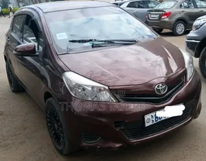Toyota Yaris 2012