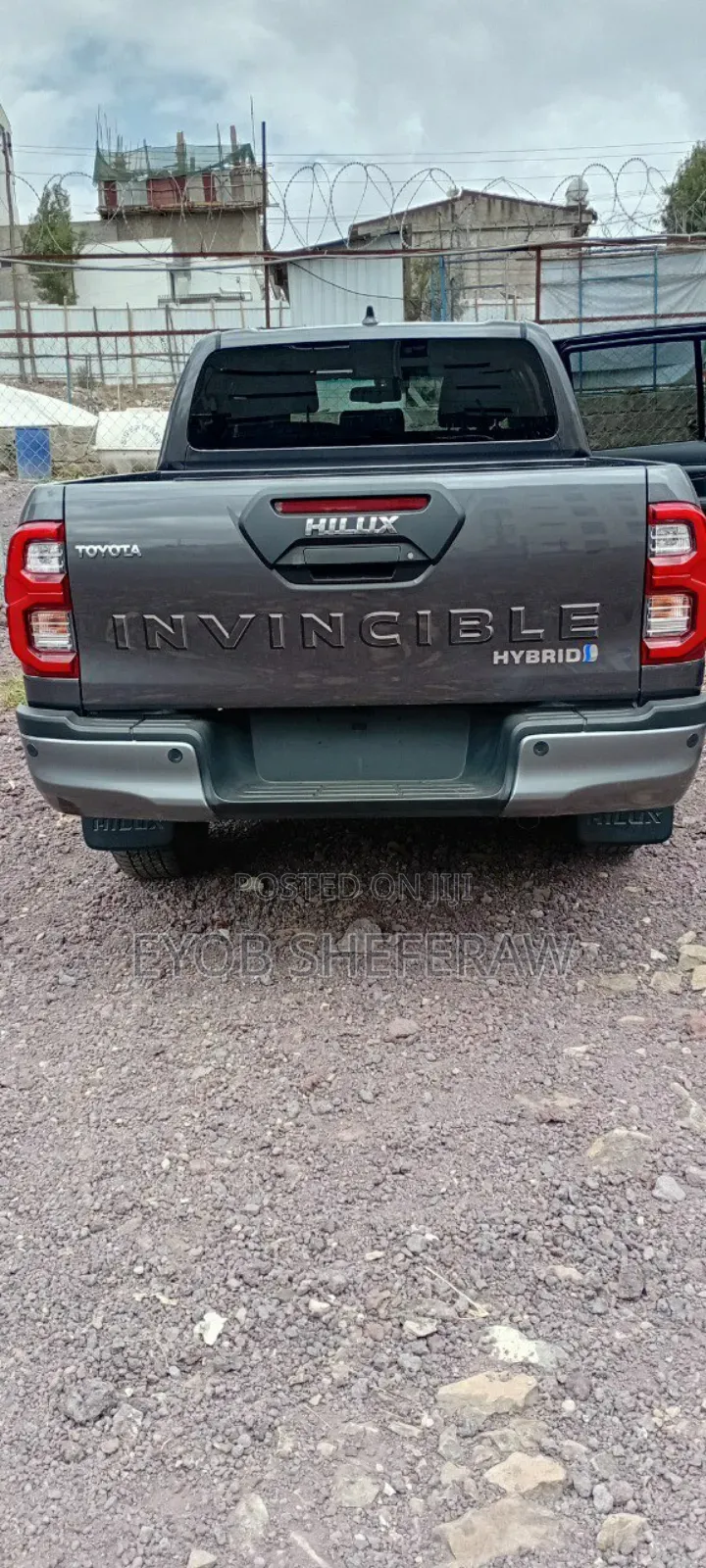 New Toyota Hilux 2025 Gold