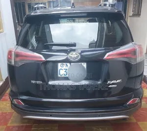 Toyota RAV4 2016