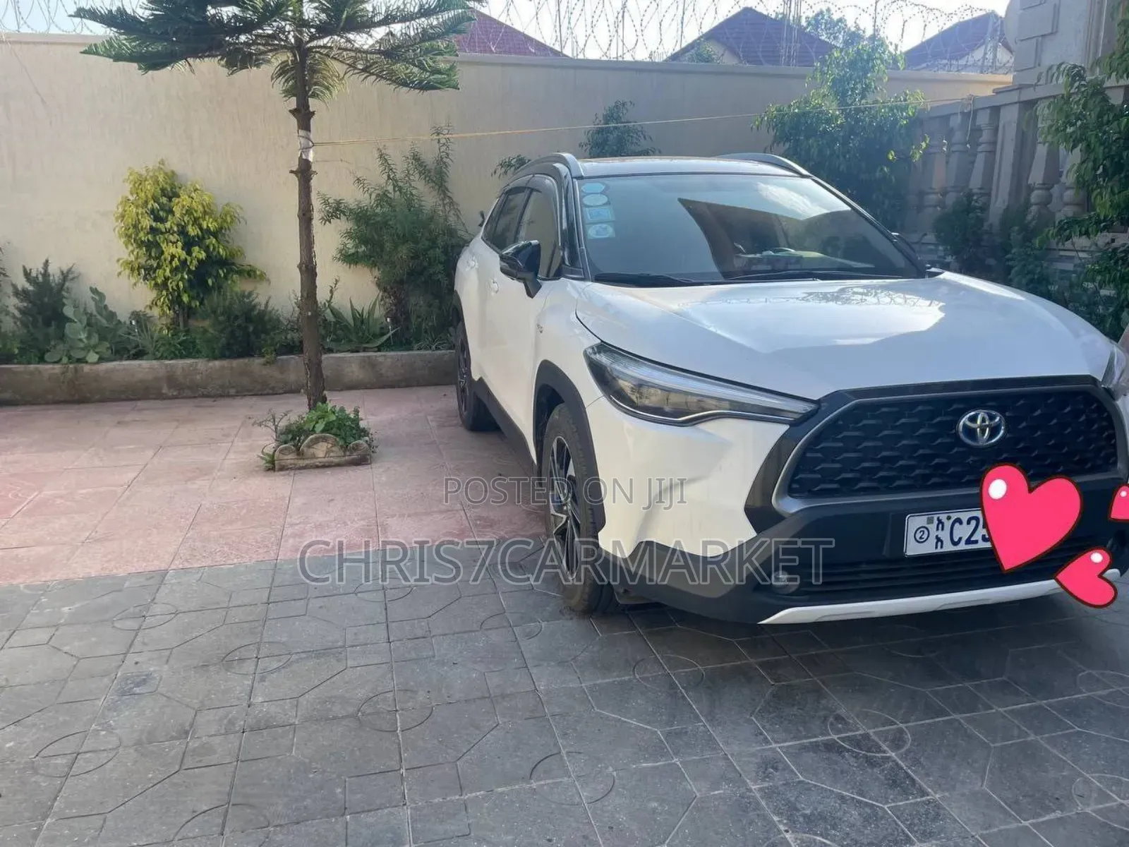 Toyota Corolla Cross Hybrid SE AWD 2023 White