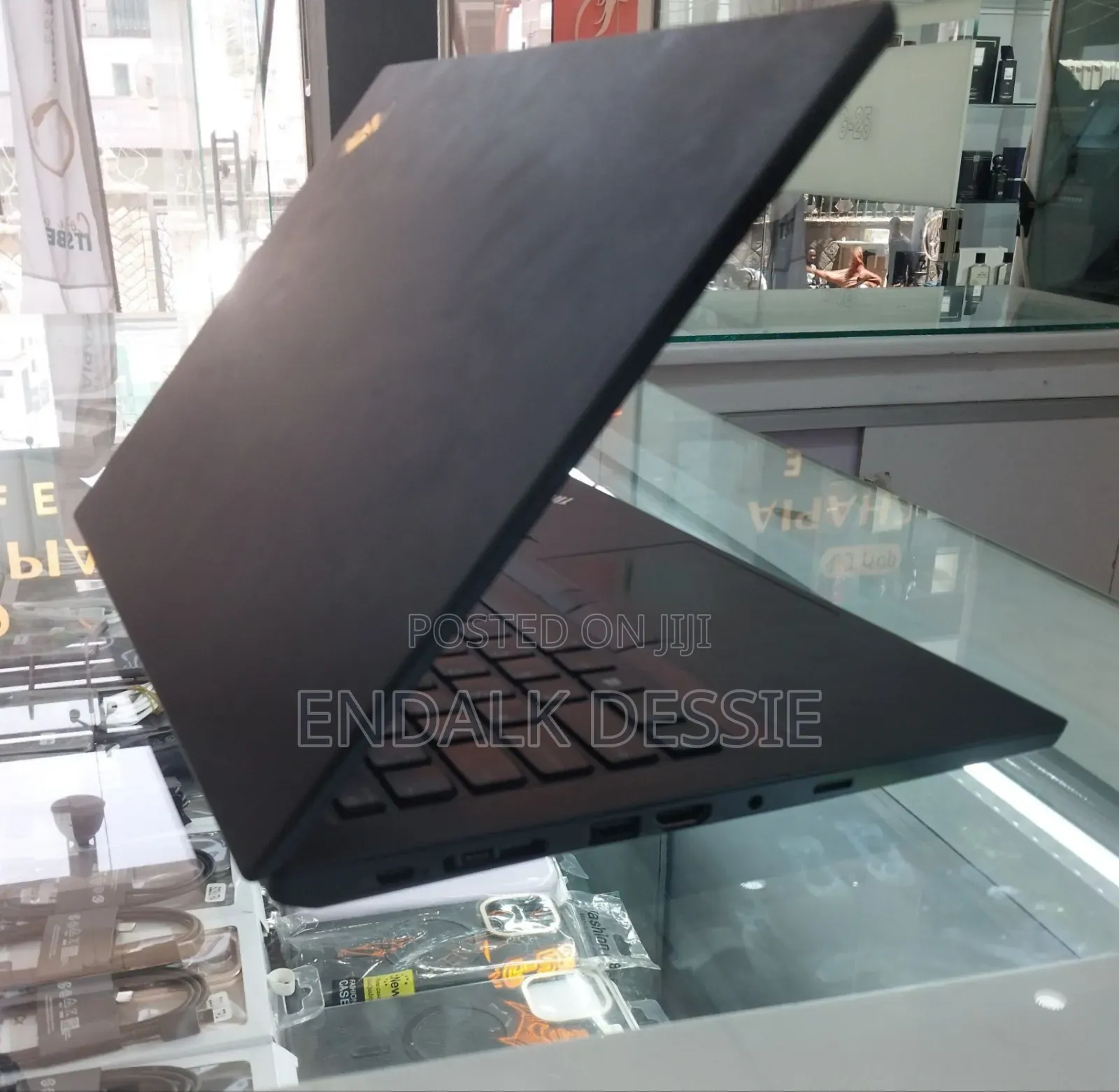 New Laptop Lenovo ThinkPad T14 16GB Intel Core i7 SSD 512GB