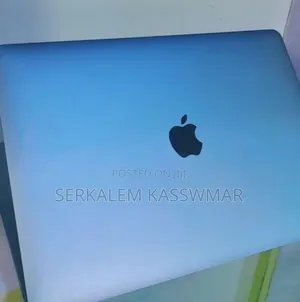 New Laptop Apple MacBook Pro M1 8GB Apple M1 SSD 256GB