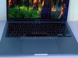 New Laptop Apple MacBook Pro M1 8GB Apple M1 SSD 256GB