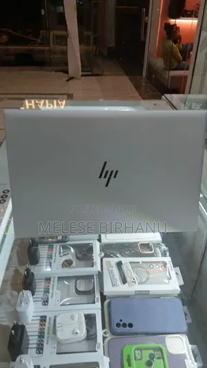 New Laptop HP EliteBook 840 G8 16GB Intel Core i7 SSD 512GB