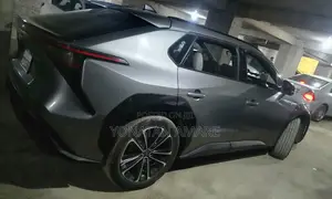 Toyota bZ4X Limited AWD 2024 Gray