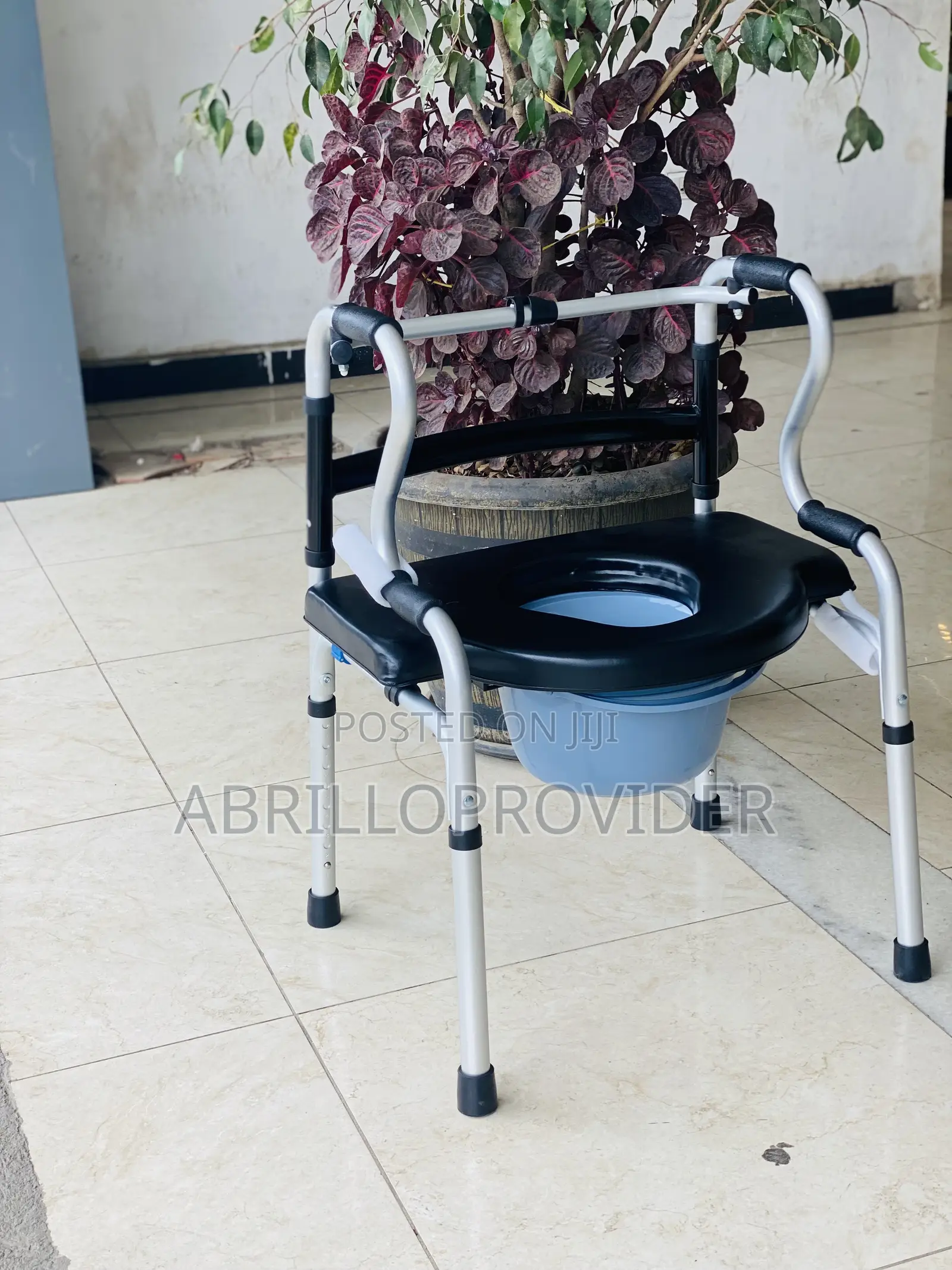 Hospital Wheelchair Lightweight Compact Fold Small Size 6.8kg Only