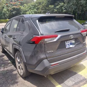 Toyota RAV4 2022 Teal