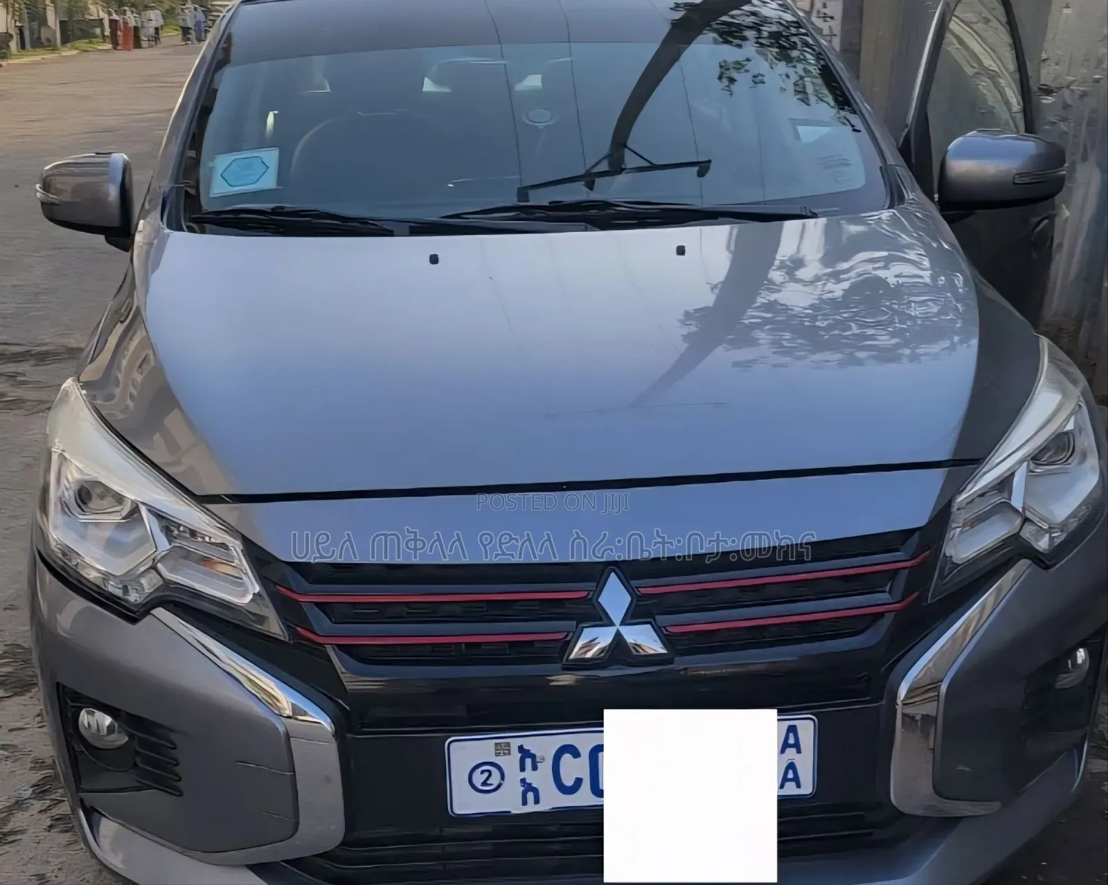 Mitsubishi Attrage 2022 Gray