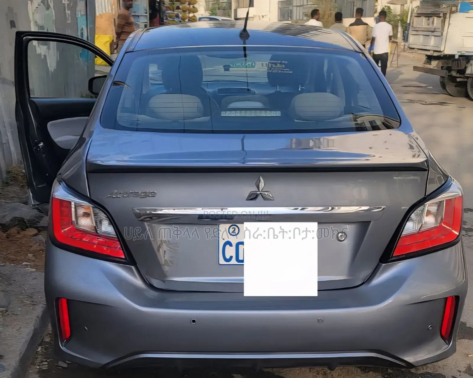Mitsubishi Attrage 2022 Gray