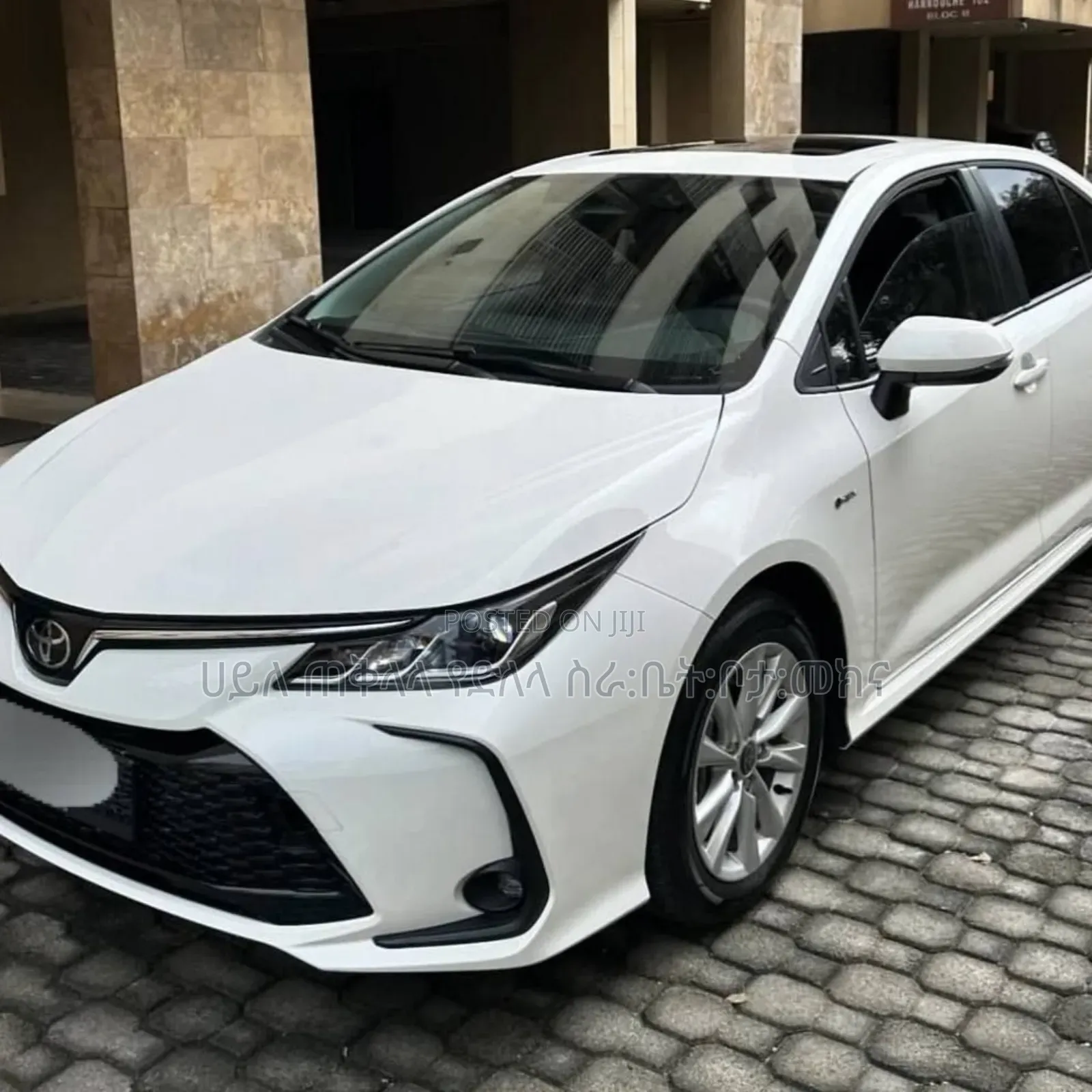 Toyota Corolla 2022 White