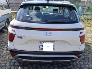 Hyundai Creta 2022 White