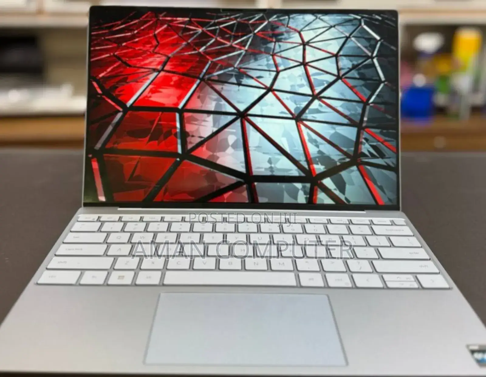 New Laptop Dell XPS 13 8GB Intel Core i5 SSD 256GB