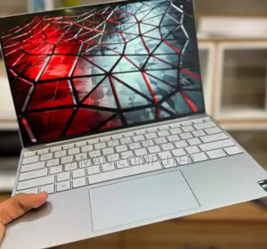 New Laptop Dell XPS 13 8GB Intel Core i5 SSD 256GB