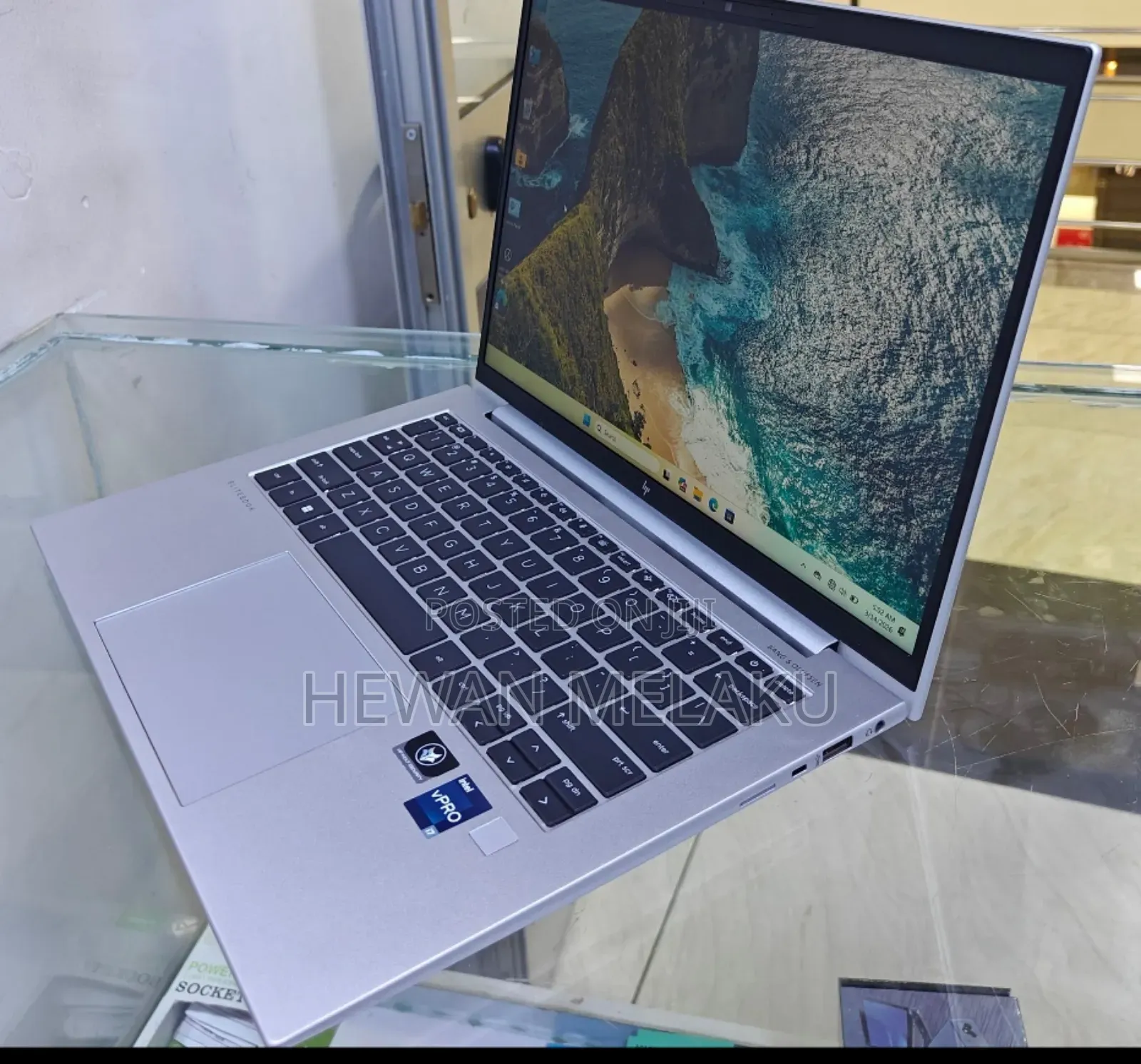 New Laptop HP EliteBook 840 G9 16GB Intel Core i7 SSD 512GB