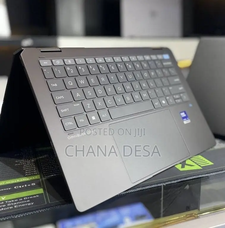 New Laptop HP OmniBook X Flip 14" 32GB Intel Core Ultra 9 SSD 2T