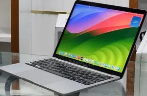 New Laptop Apple MacBook Pro M1 16GB Apple M1 Pro SSD 256GB