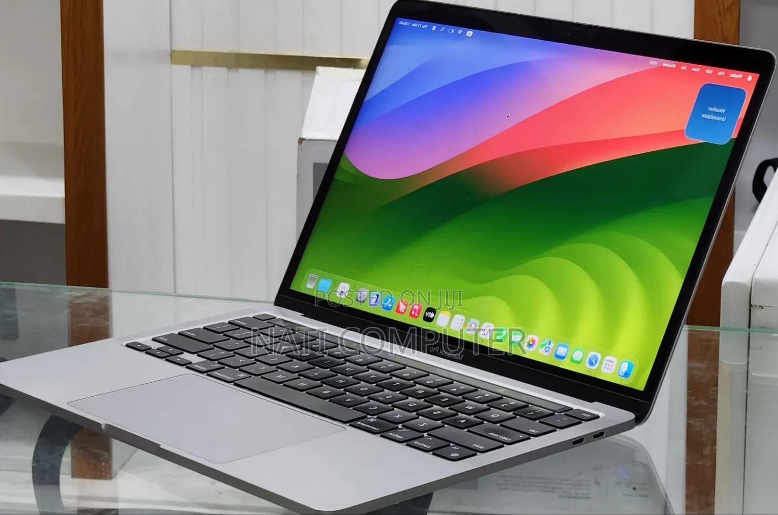 New Laptop Apple MacBook Pro M1 16GB Apple M1 Pro SSD 256GB