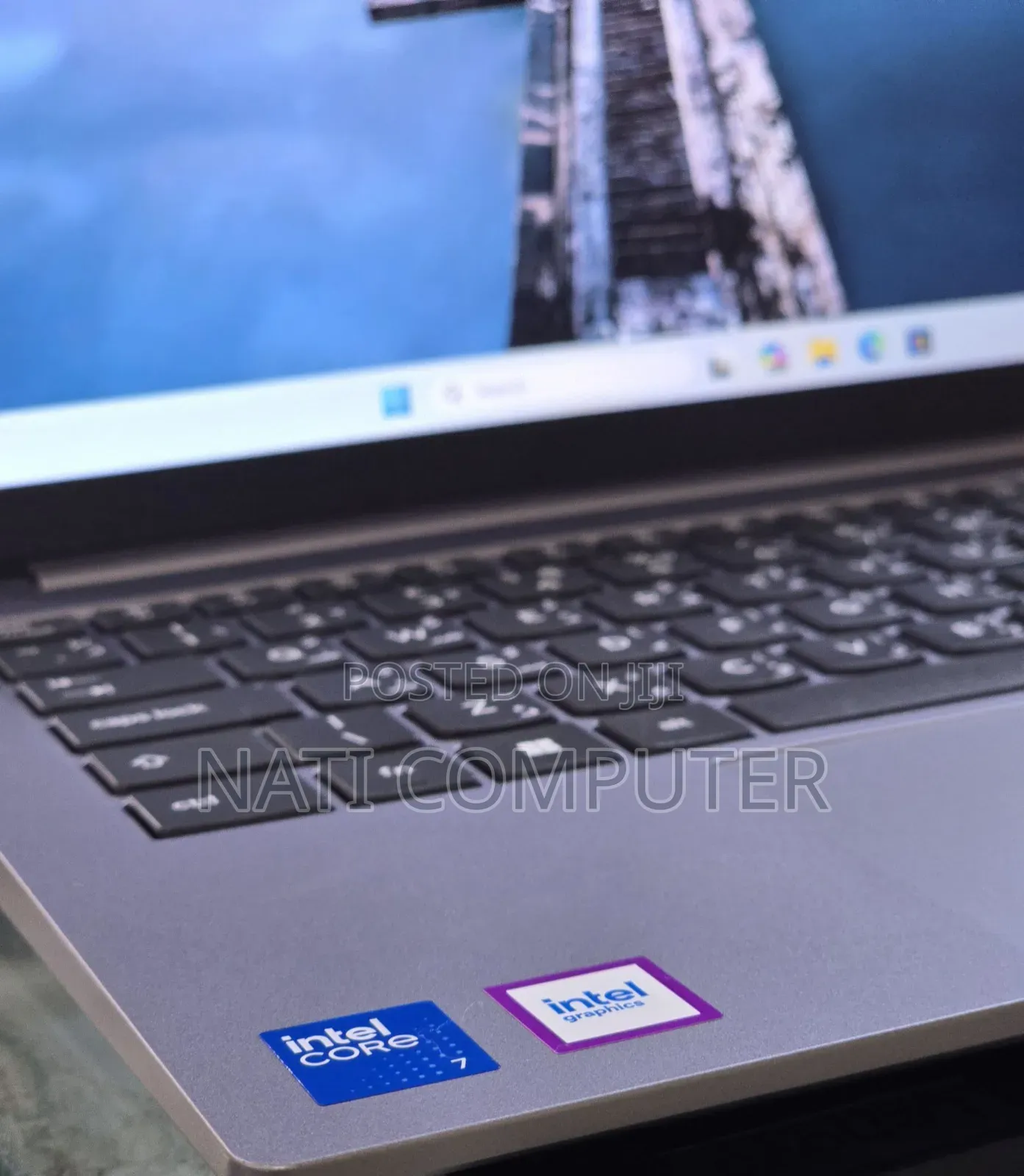 New Laptop Lenovo 16GB Intel Core 7 SSD 512GB