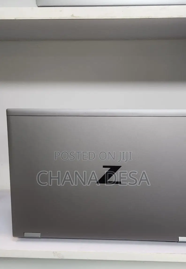 New Laptop HP ZBook 17 16GB Intel Core i7 SSD 512GB