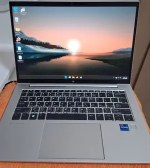 New Laptop HP EliteBook 840 G9 16GB Intel Core i7 SSD 512GB