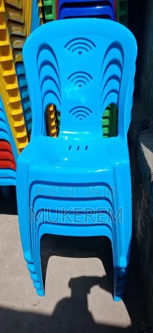 Arm Chair ፕላስቲክ ወንበር