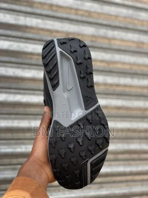 Nike Acg Mountain Fly Low-Black "Conquer Any Terrain"