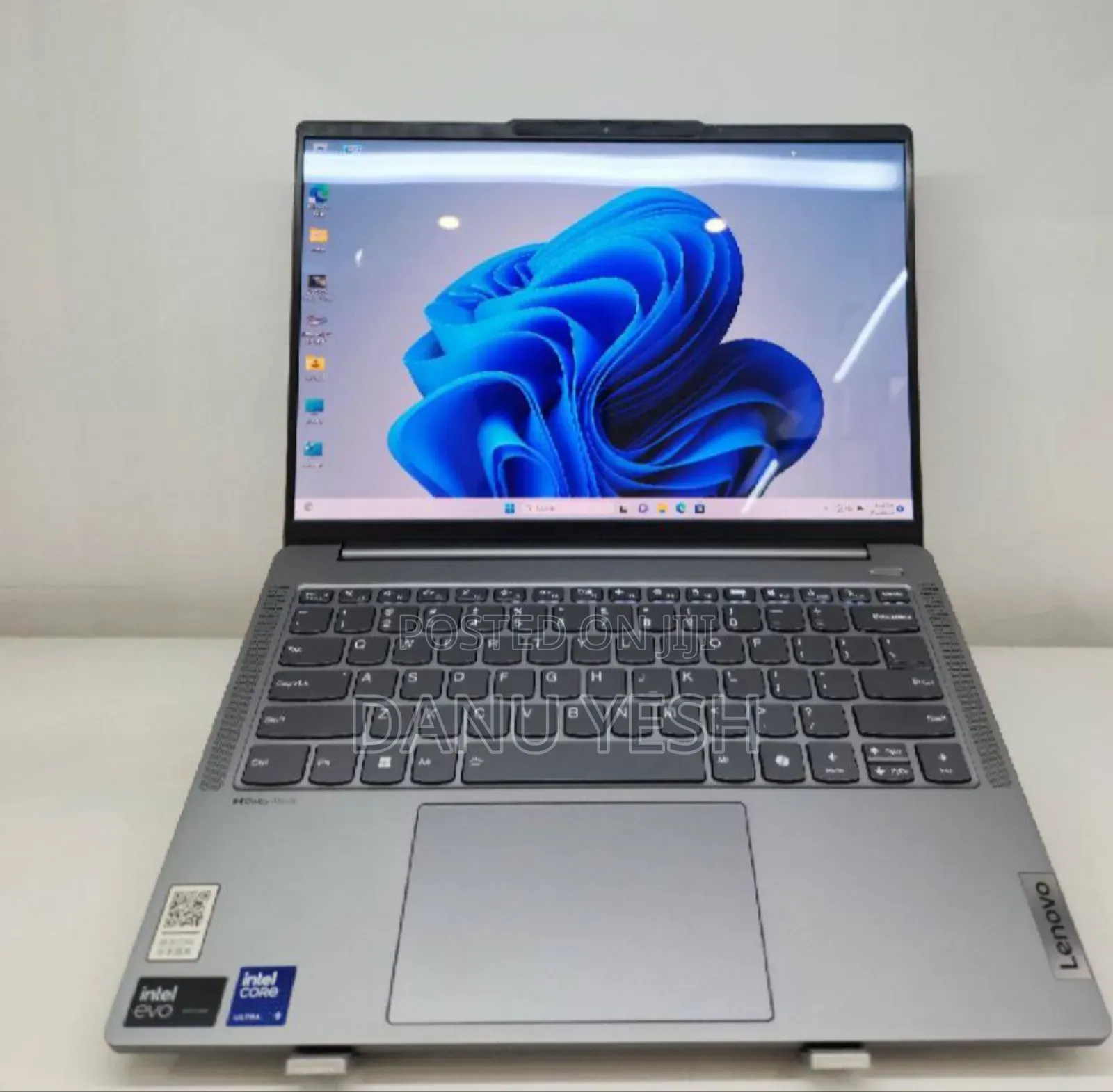 New Laptop Lenovo 32GB Intel Core Ultra 9 SSD 512GB