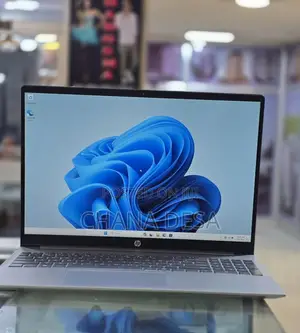 New Laptop HP 16GB Intel Core i7 SSD 512GB