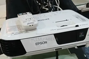 Epson Projector With Remote Model Name: Eb-X31