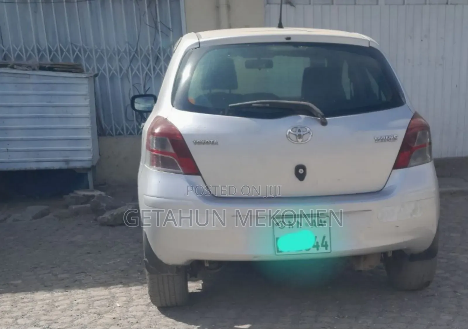Toyota Yaris 2010 Silver