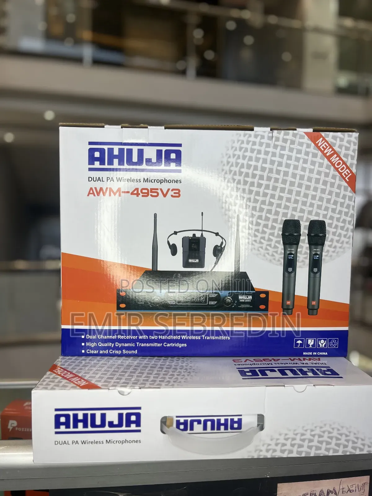 Ahuja V3 Stage Microphone With Neckband