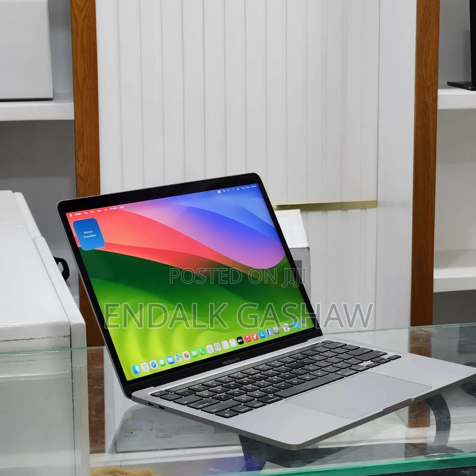 New Laptop Apple MacBook Pro M1 16GB Apple M1 SSD 256GB