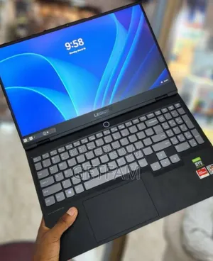 New Laptop Lenovo Legion 7 16GB AMD Ryzen 9 SSD 512GB