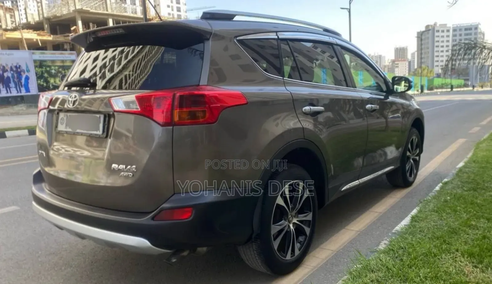 Toyota RAV4 2015 Gold
