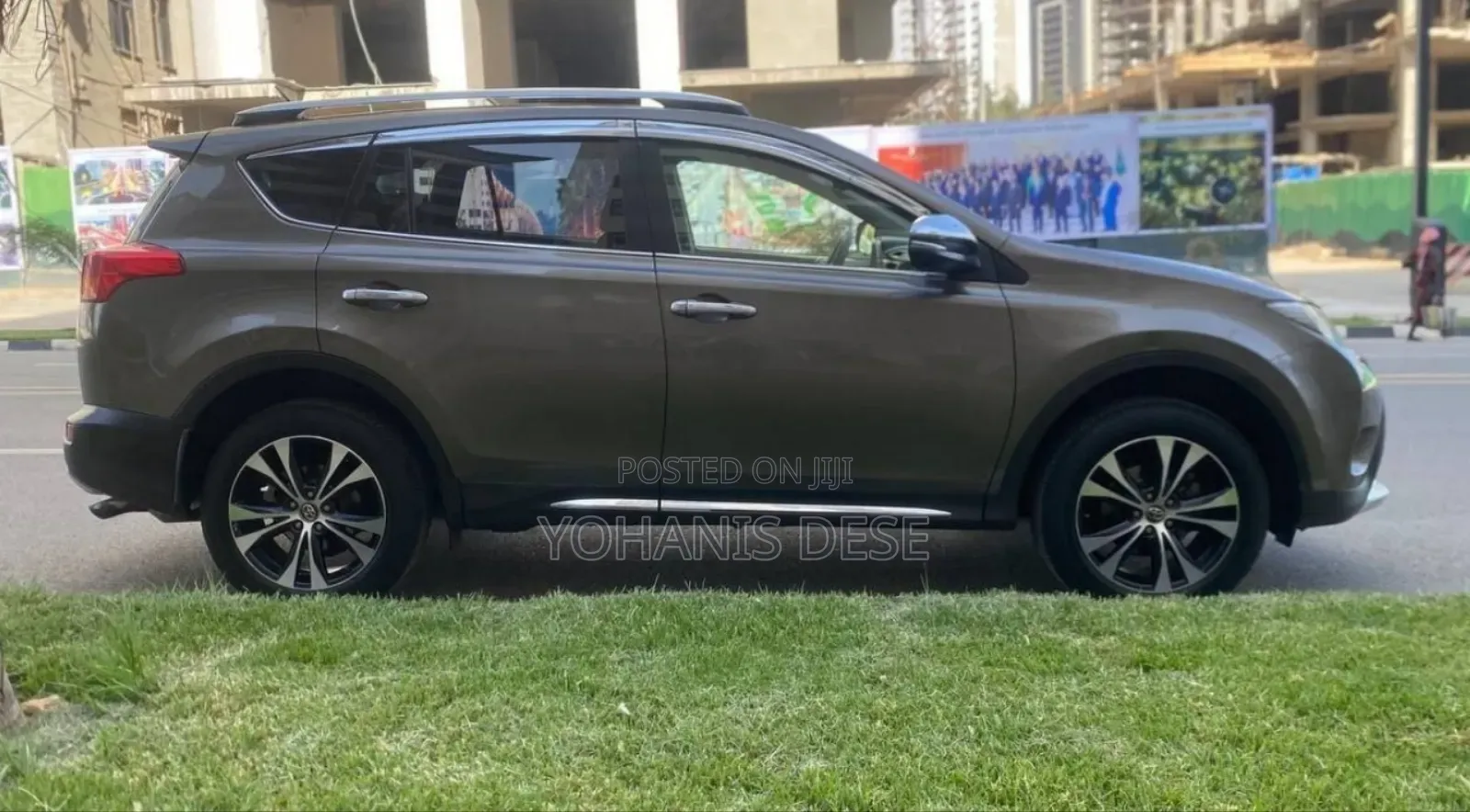 Toyota RAV4 2015 Gold