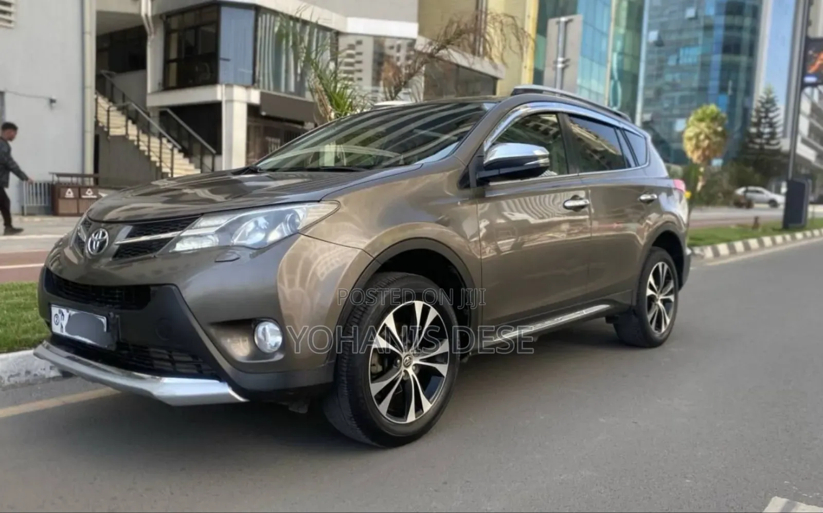 Toyota RAV4 2015 Gold