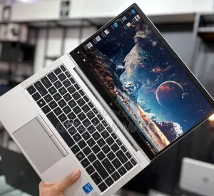 New Laptop HP EliteBook 830 G8 8GB Intel Core i5 SSD 512GB