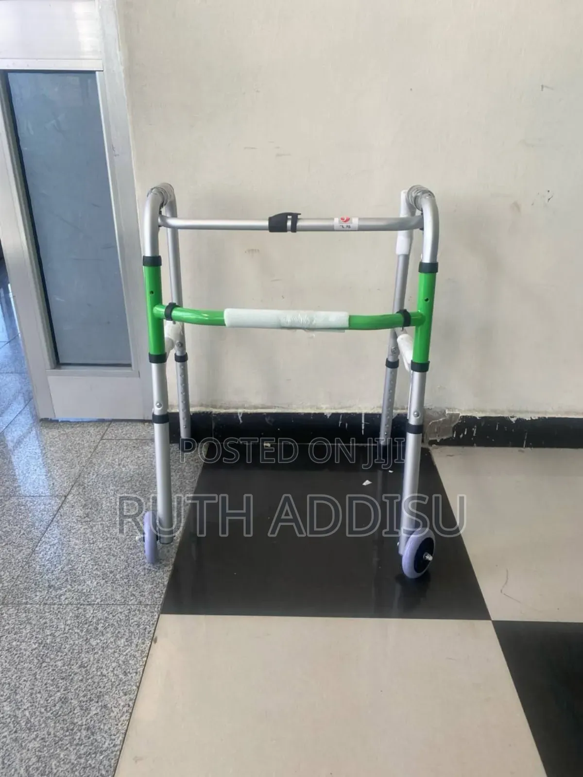Material: Steel Black Patient Folding Walker, for Hospital Walking Aid